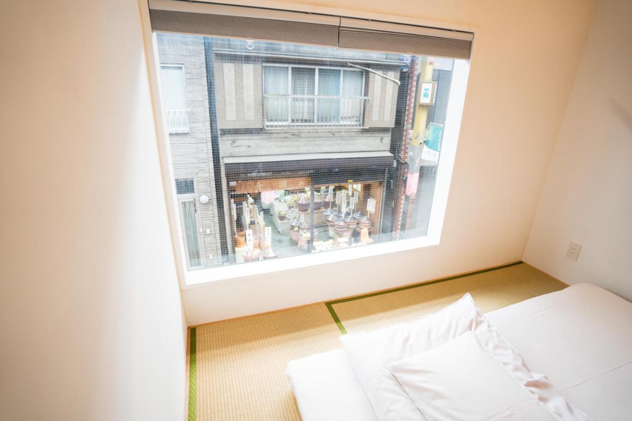 Sato-San'S Rest Hotel Tokio Exterior foto
